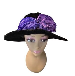 Vintage Toucan Cloche Velvet Slouch Hat Size One Size In EUC